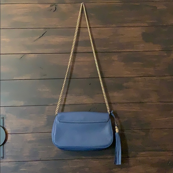 Gucci Blue Bag with Gold Chain - Picture 2 of 7